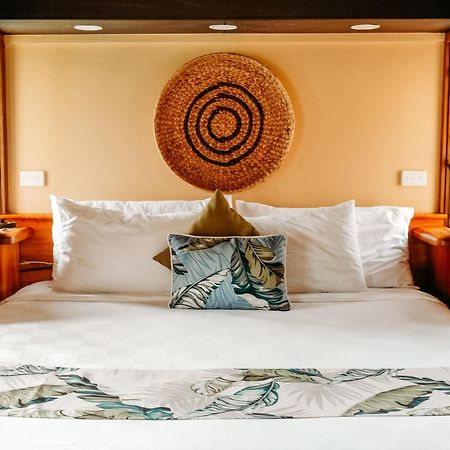Koro Sun Resort & Rainforest Spa Савусаву Екстериор снимка