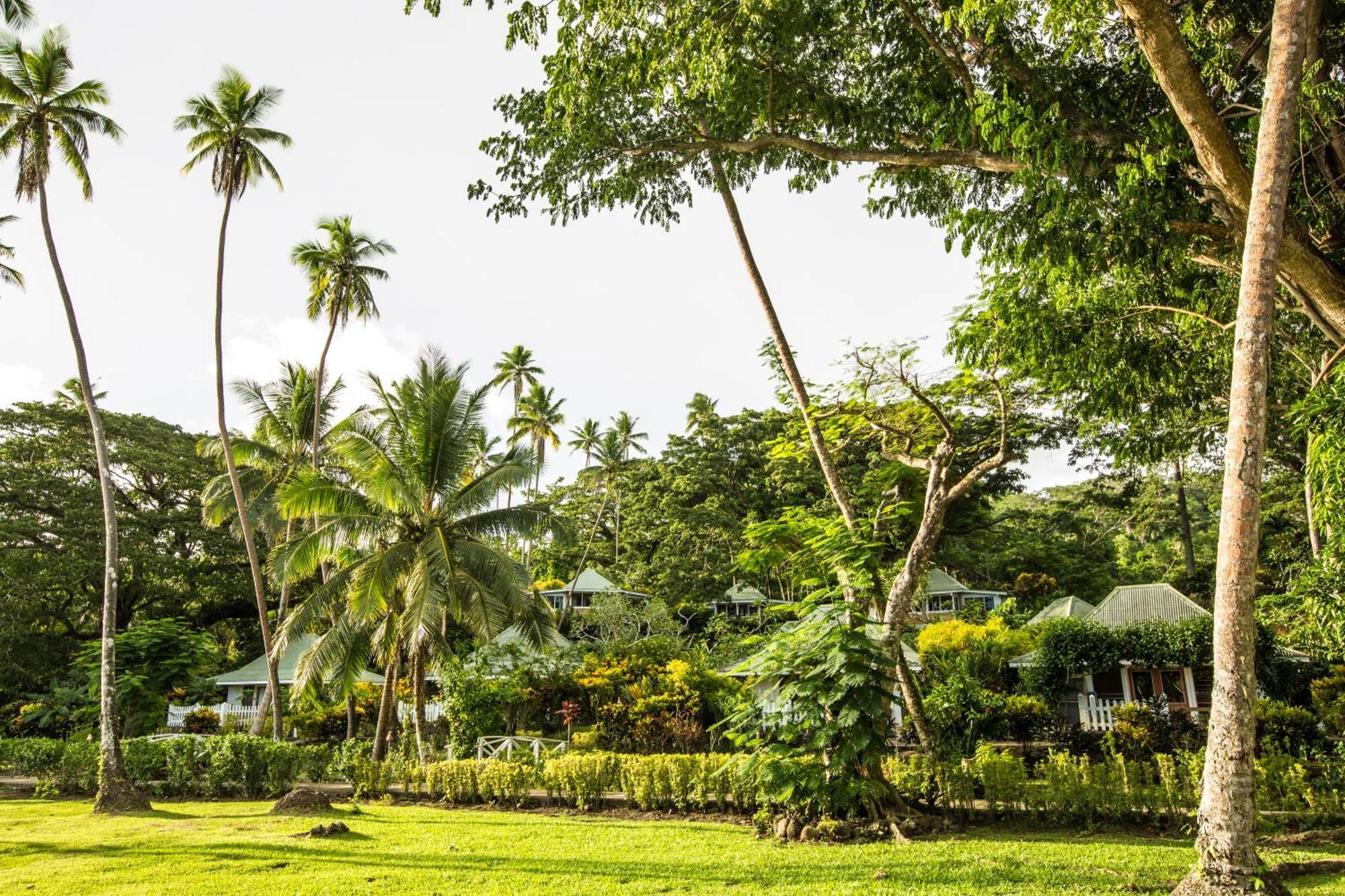 Koro Sun Resort & Rainforest Spa Савусаву Екстериор снимка