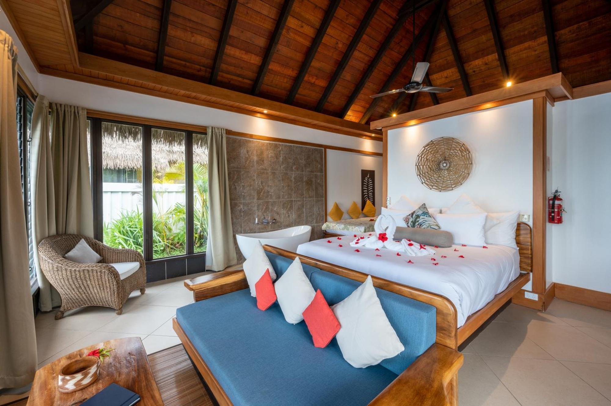 Koro Sun Resort & Rainforest Spa Савусаву Екстериор снимка