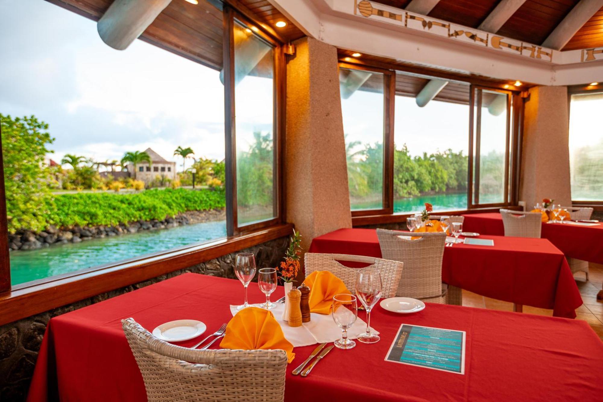 Koro Sun Resort & Rainforest Spa Савусаву Екстериор снимка